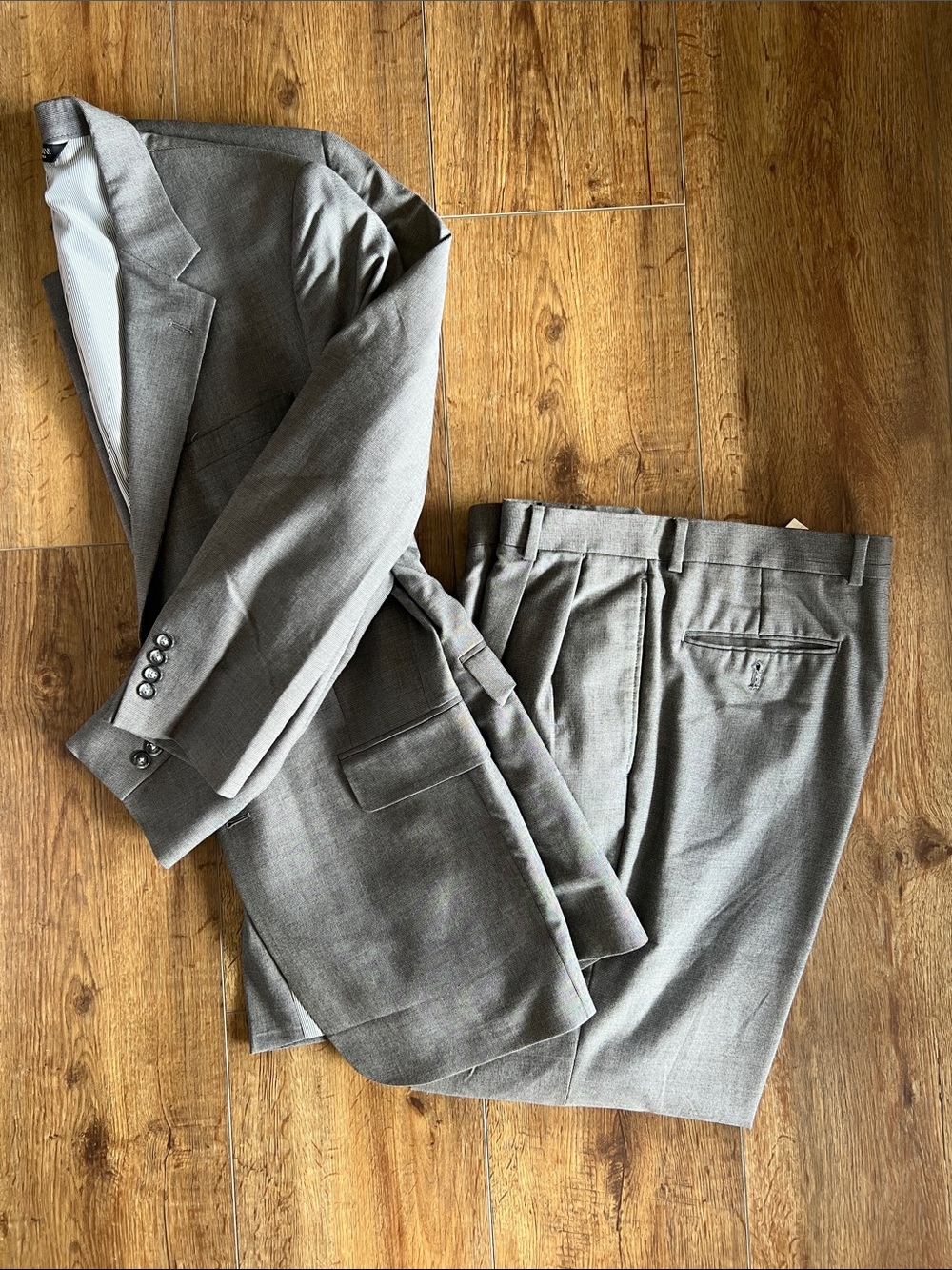 Jos. A. Bank Men's Gray Two-Piece Suit